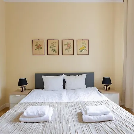Lejlighed Close-golden Warsaw- 3 Separate - Location&nowy Swiat Warszawa